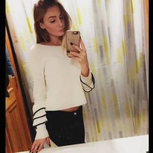 Meet your Posher, Chloe